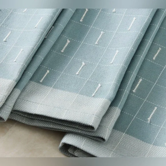 West Elm Set of 2 Delicate Grid 100% Cotton Napkin Sets Mist Blue NWT Retail $96 - Picture 3 of 5